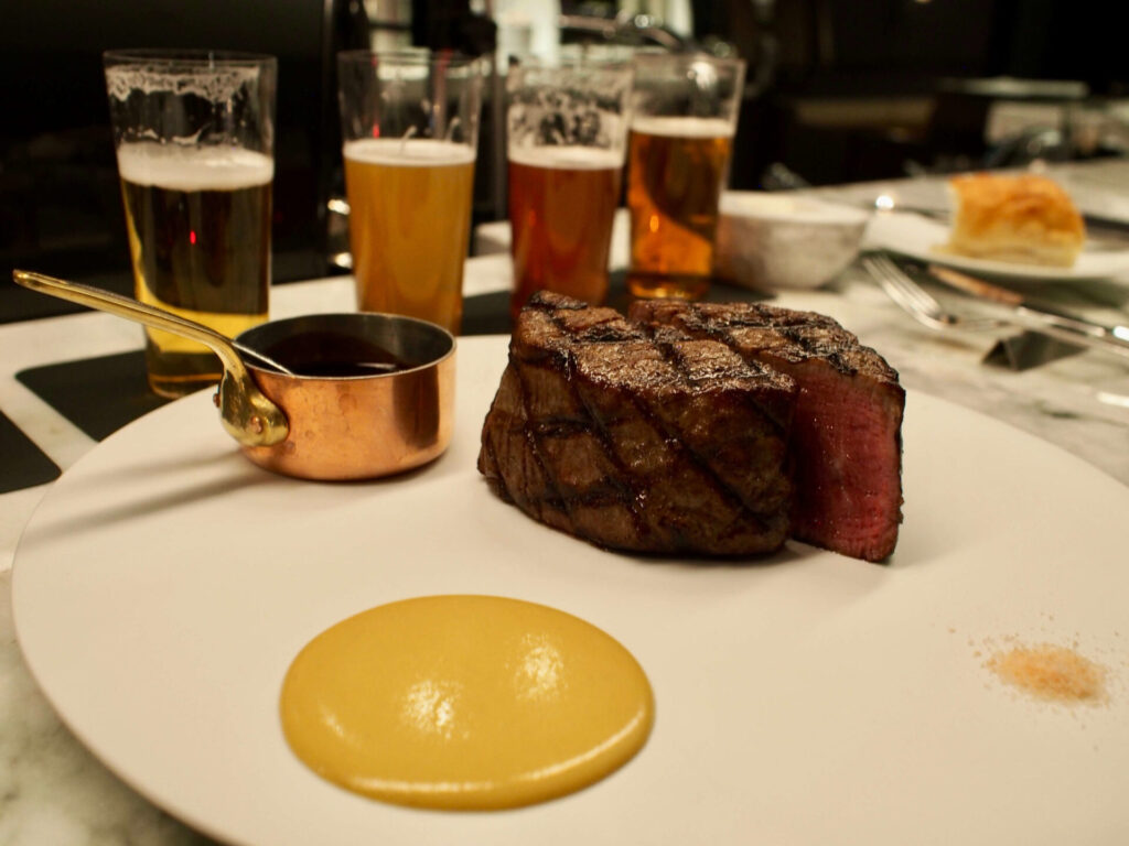 キンプトン新宿東京 DISTRICT テンダーロインの断面