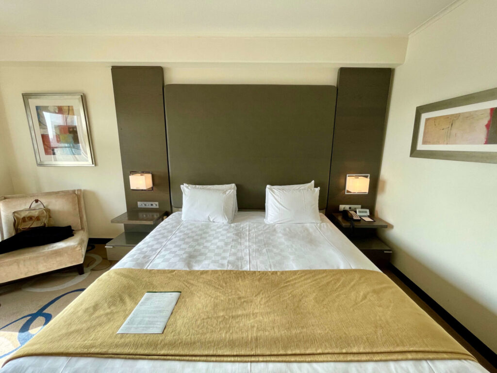 グランドプリンスホテル新高輪 クラブフロア ベッド