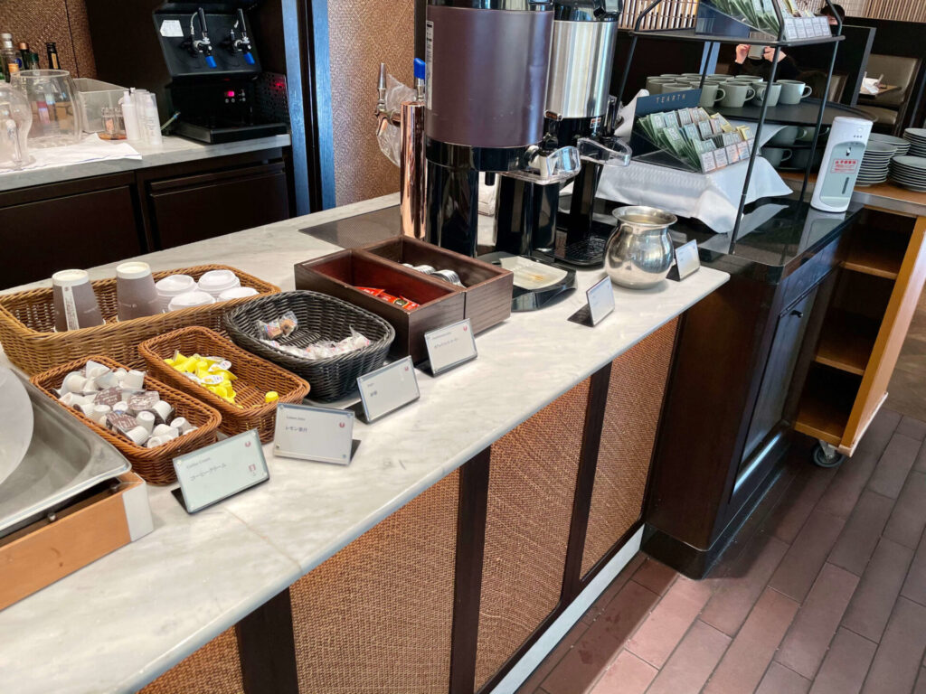 グランドプリンスホテル新高輪 ザクロの朝食ビュッフェ コーヒー