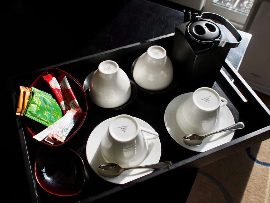 グランドプリンスホテル新高輪 クラブフロア客室のカップセット