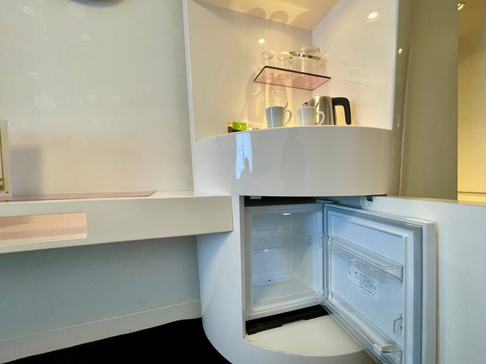 ヒルトン東京ベイ セレブリオ キングルーム ミニバー