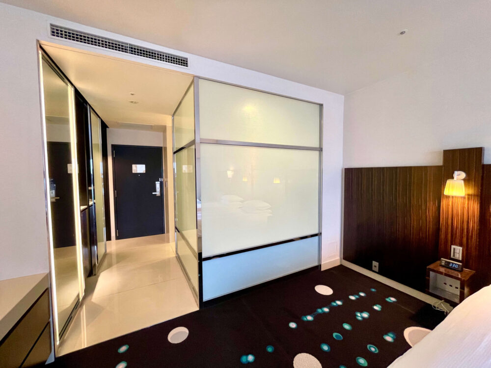ヒルトン東京ベイ セレブリオセレクト ツインルーム入り口