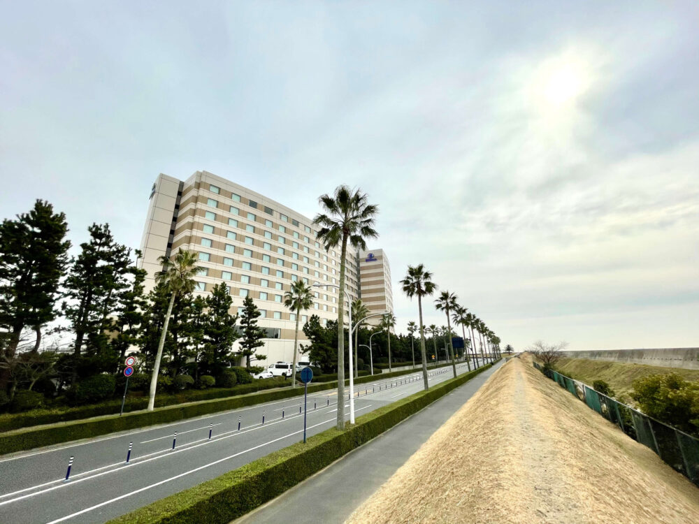 ヒルトン東京ベイからランニング ヒルトン脇の堤防