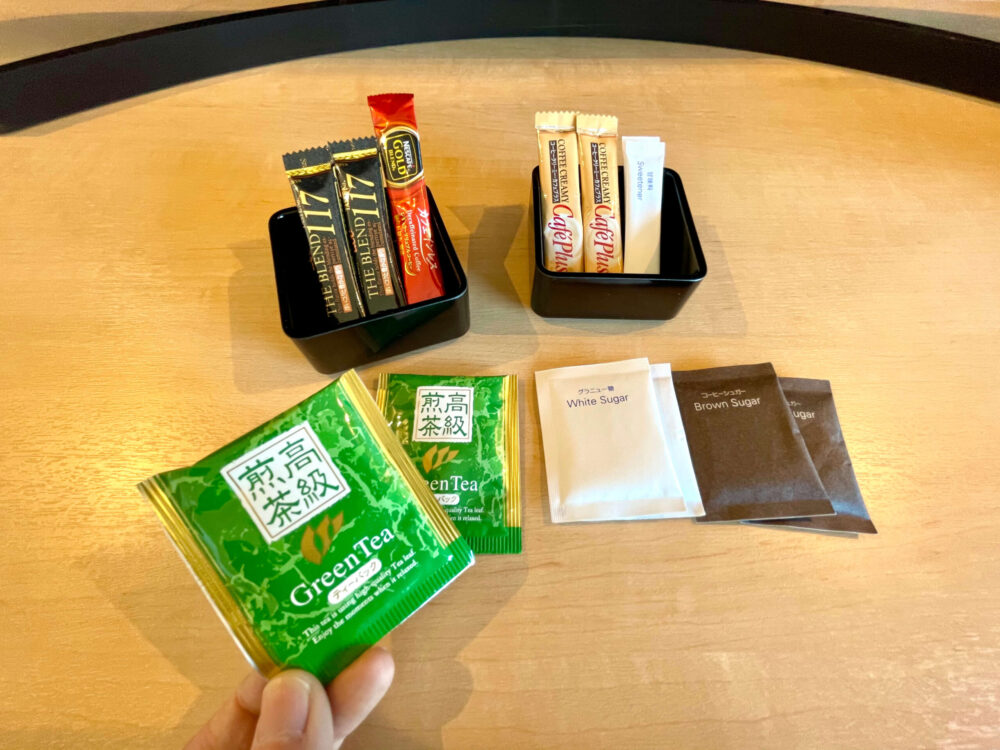 ヒルトン成田 コーヒーとお茶セット