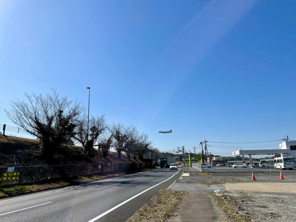 ヒルトン成田 ランニング中に見える飛行機