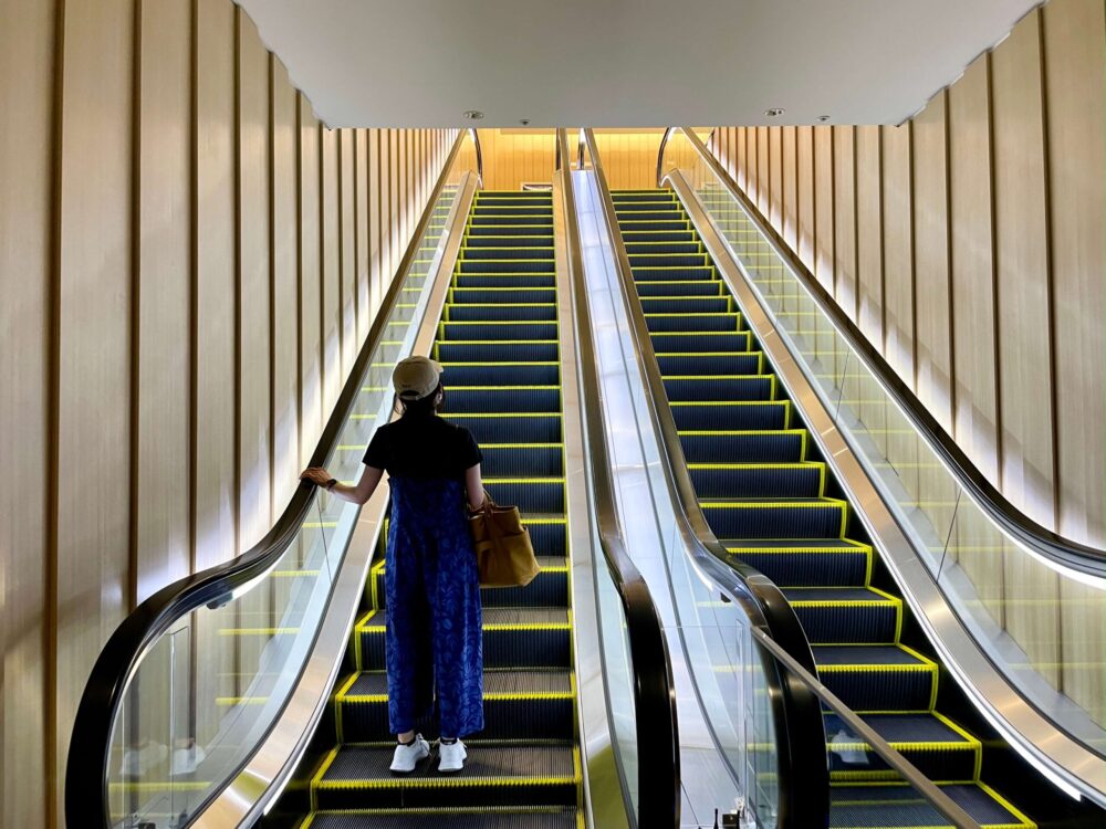 福岡空港 ANAラウンジへ