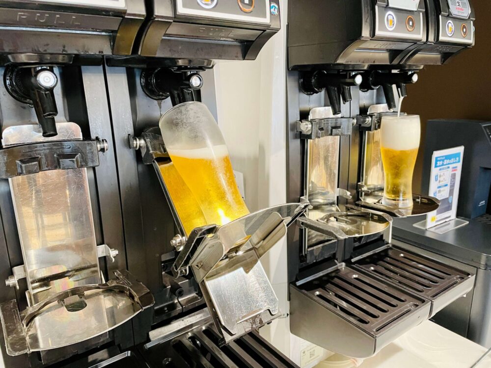 福岡空港 ANAラウンジで生ビール