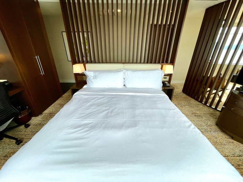 ヒルトン福岡シーホーク パノラミックスイート ベッド