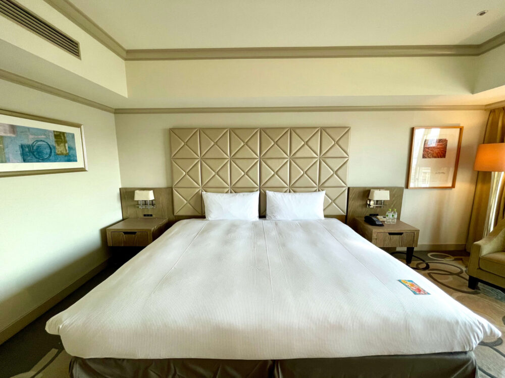 ヒルトンお台場 デラックスルーム キングベッド