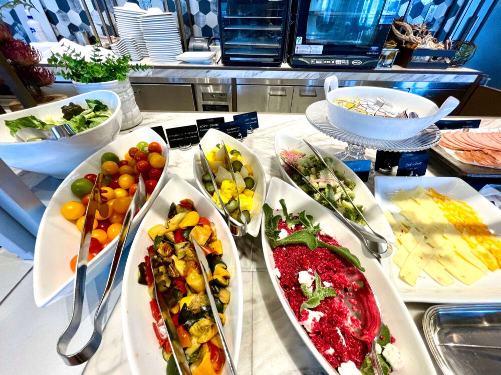 ヒルトンお台場 朝食 サラダ
