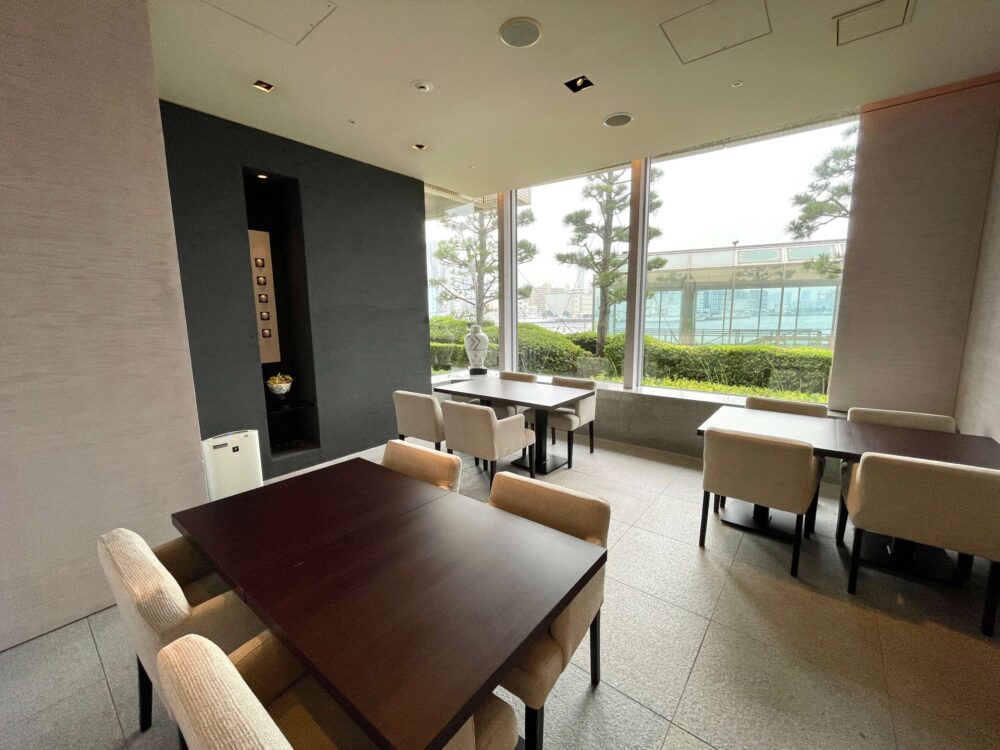インターコンチネンタル東京ベイ 和ラウンジ 奥の部屋