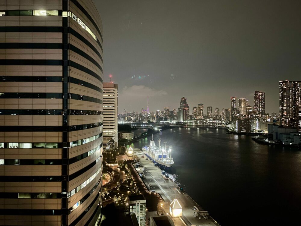 インターコンチネンタル東京ベイ エグゼクティブルームからの夜景