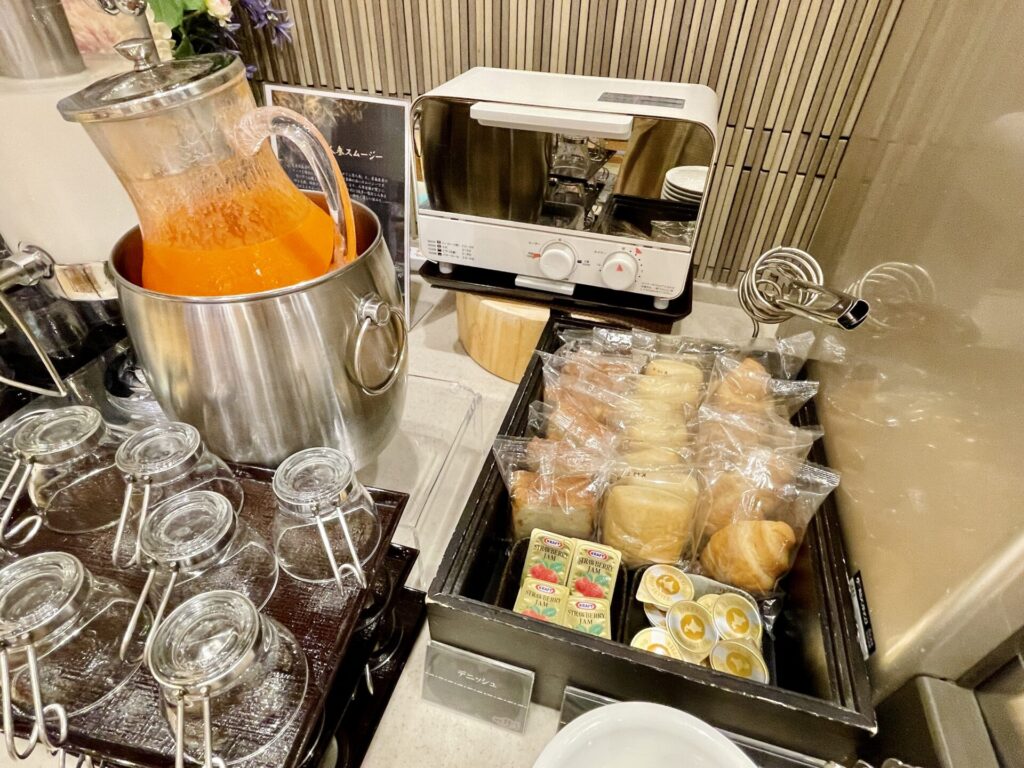 「御宿 野乃 浅草」朝食 パンとスプレッド