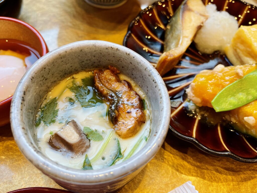 「御宿 野乃 浅草」朝食 穴子入り茶碗蒸し