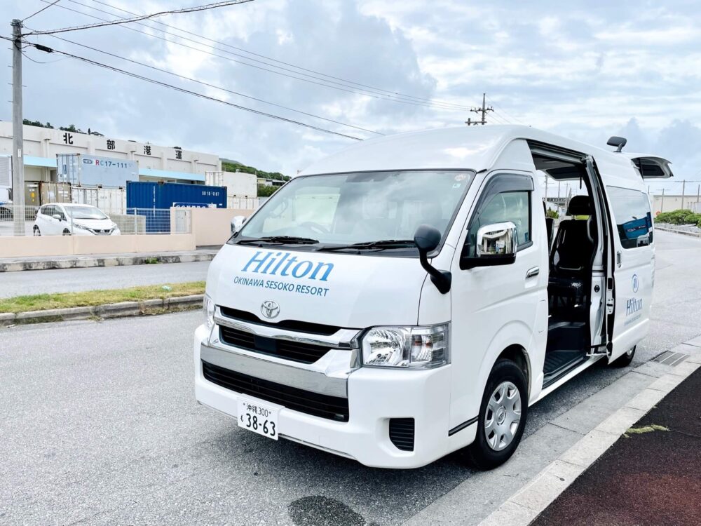 「ヒルトン瀬底」本部港-ホテル間シャトルバス