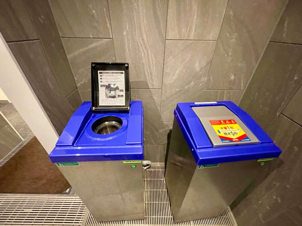 ヒルトン瀬底 プールの水着脱水機