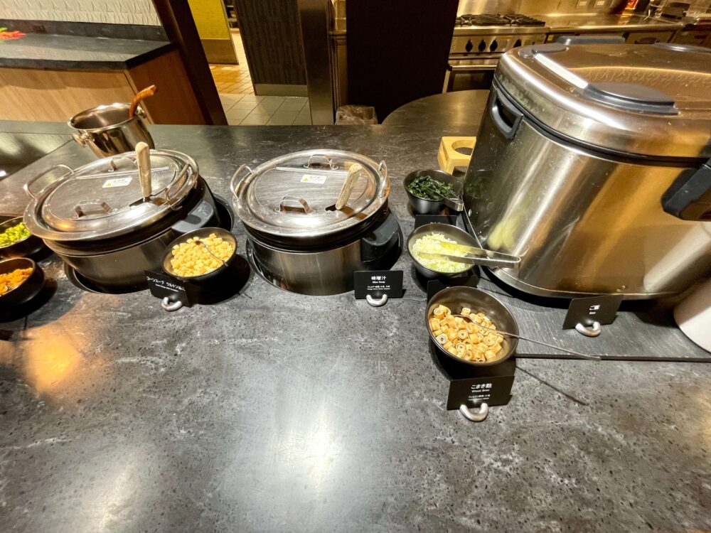 ヒルトン東京ベイ 朝食 ご飯とお味噌汁