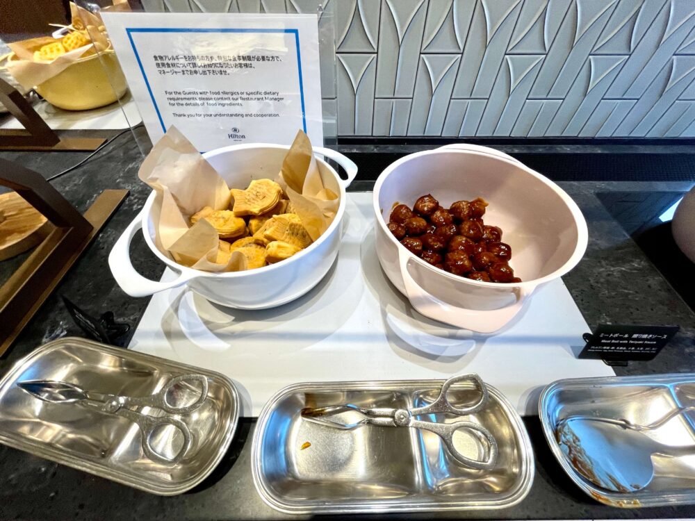 ヒルトン東京ベイ 朝食 ミートボールとたい焼き