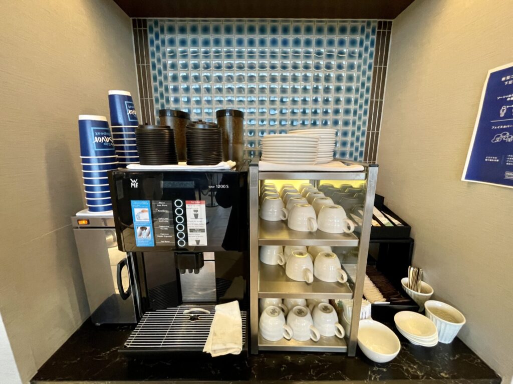 ヒルトンお台場 エグゼクティブラウンジ コーヒーマシーン