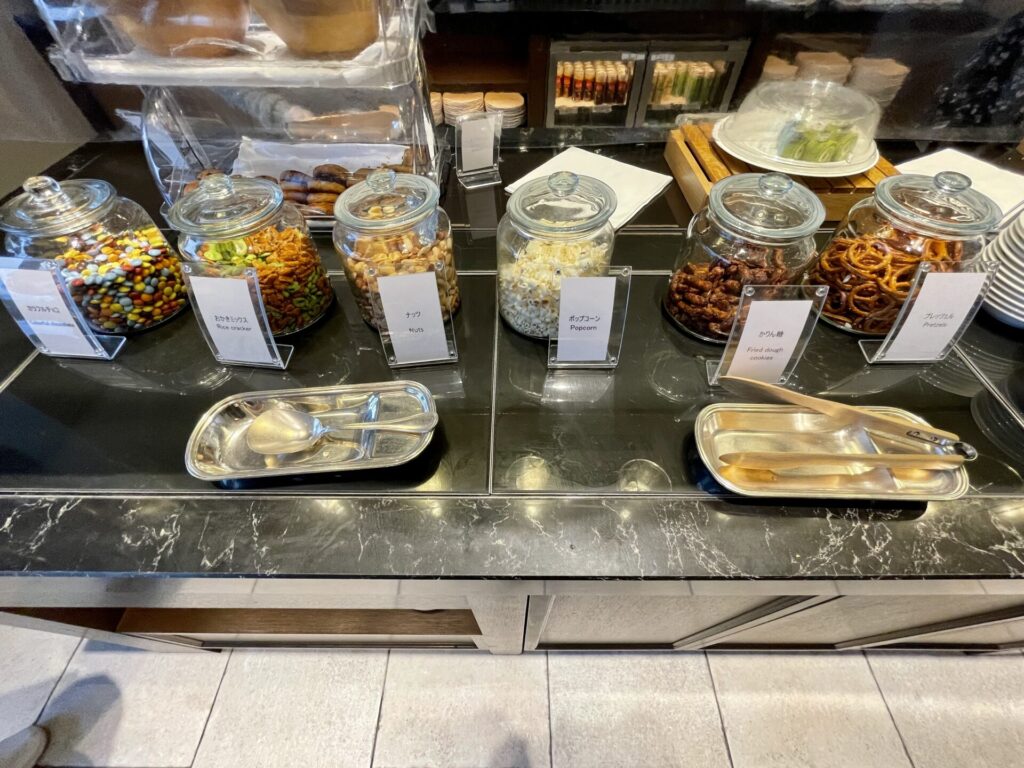 ヒルトンお台場 エグゼクティブラウンジ アフタヌーンティーのスナック