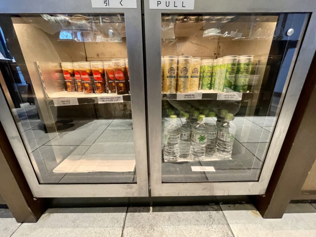 ヒルトンお台場 エグゼクティブラウンジ ソフトドリンク