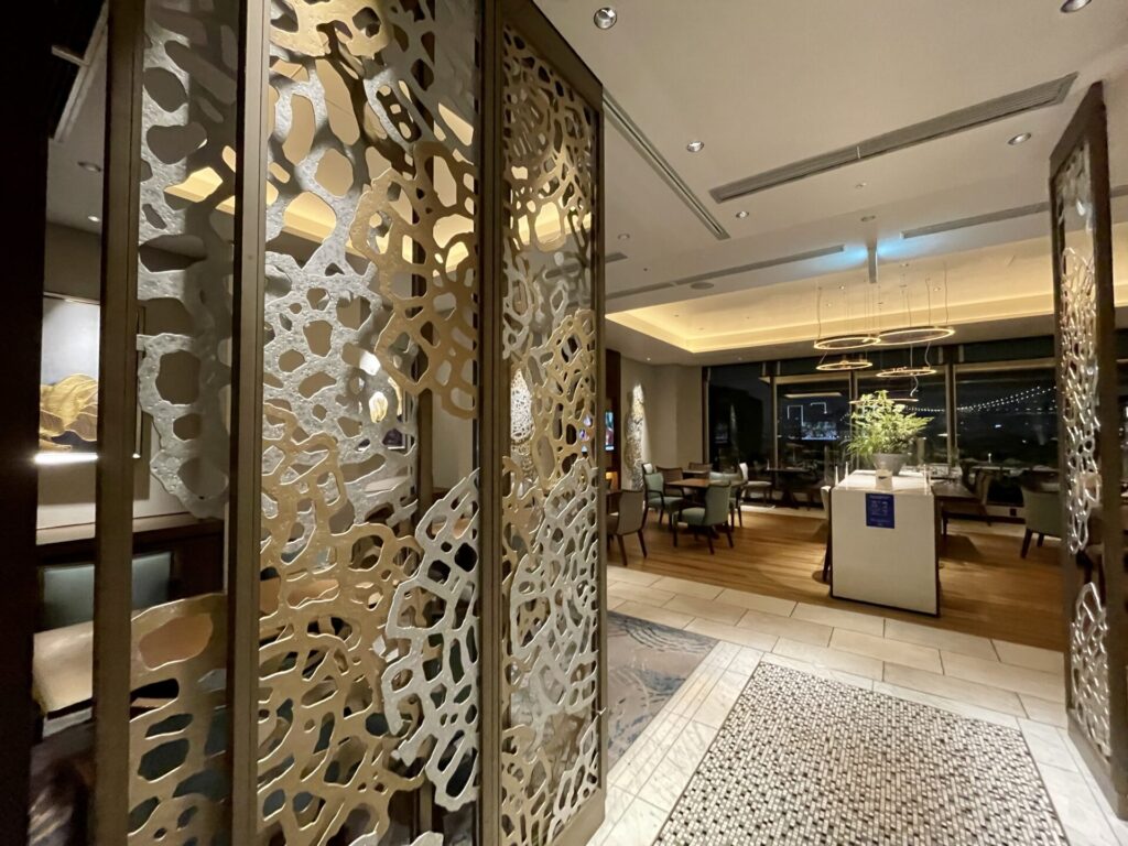 ヒルトンお台場 エグゼクティブラウンジ入口からの景色