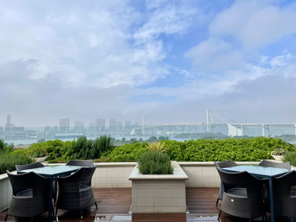 ヒルトンお台場 エグゼクティブラウンジ レインボーブリッジビュー