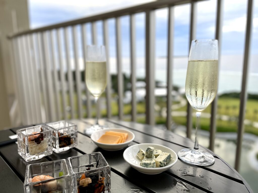 ヒルトン瀬底 エグゼクティブラウンで飲んだスパークリング