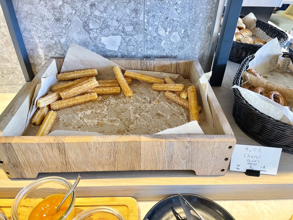 「ヒルトン瀬底」朝食ビュッフェ パンコーナー