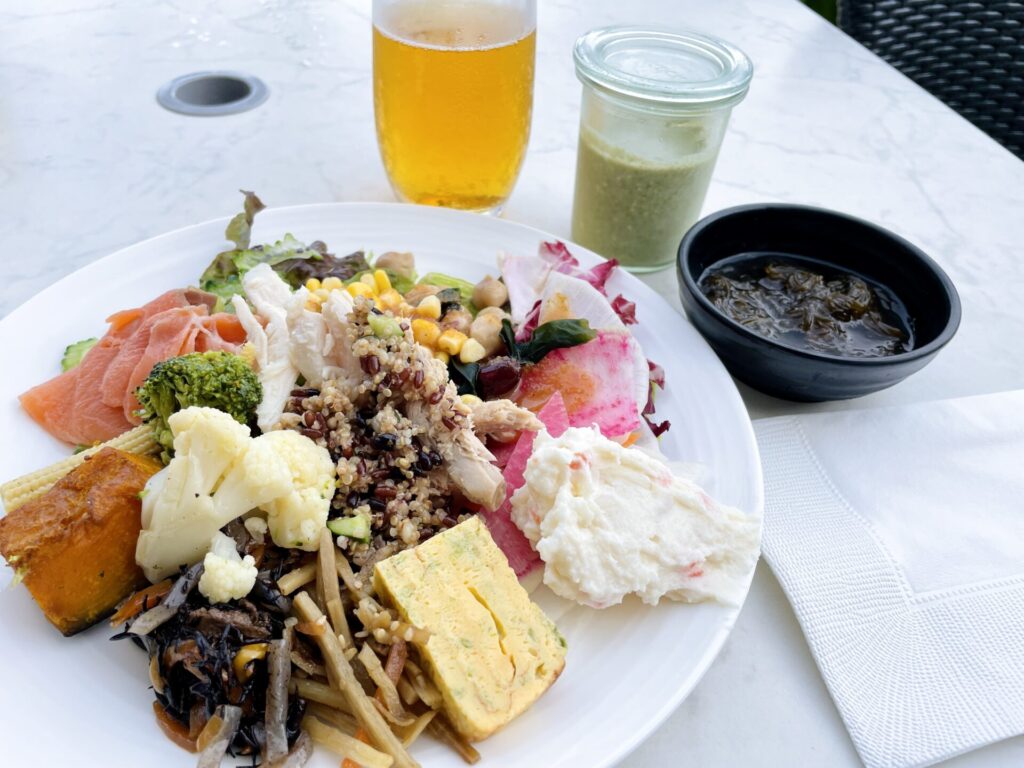 「ヒルトン瀬底」朝食ビュッフェ 日替わりスムージー