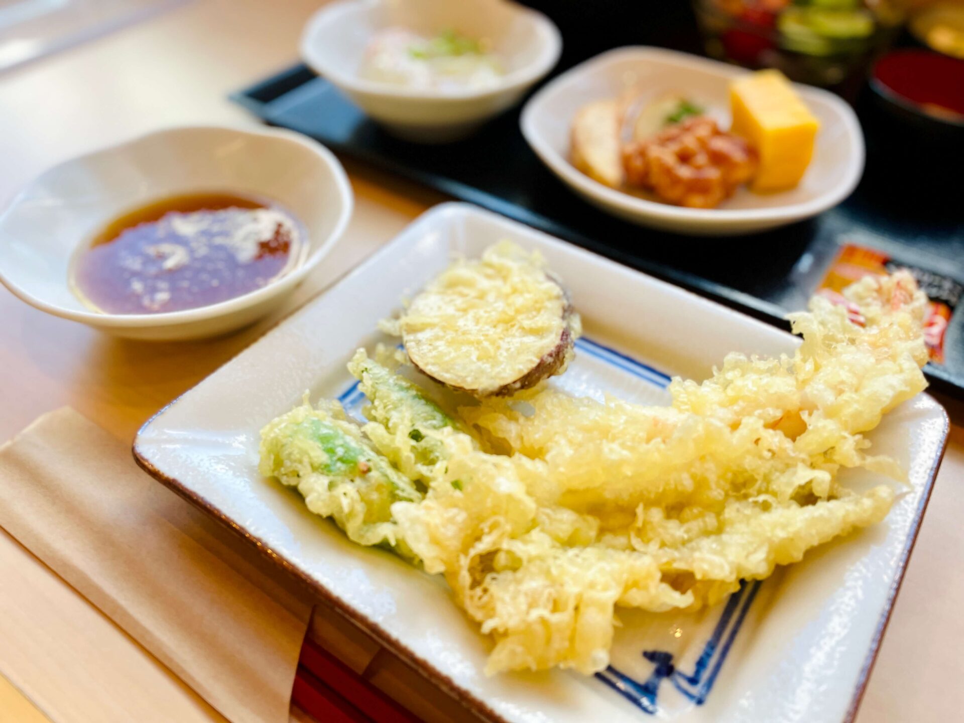 2021年 えだ旅 総まとめ 8月ドーミーインPREMIUM神田 朝食ご当地メニューの天ぷら
