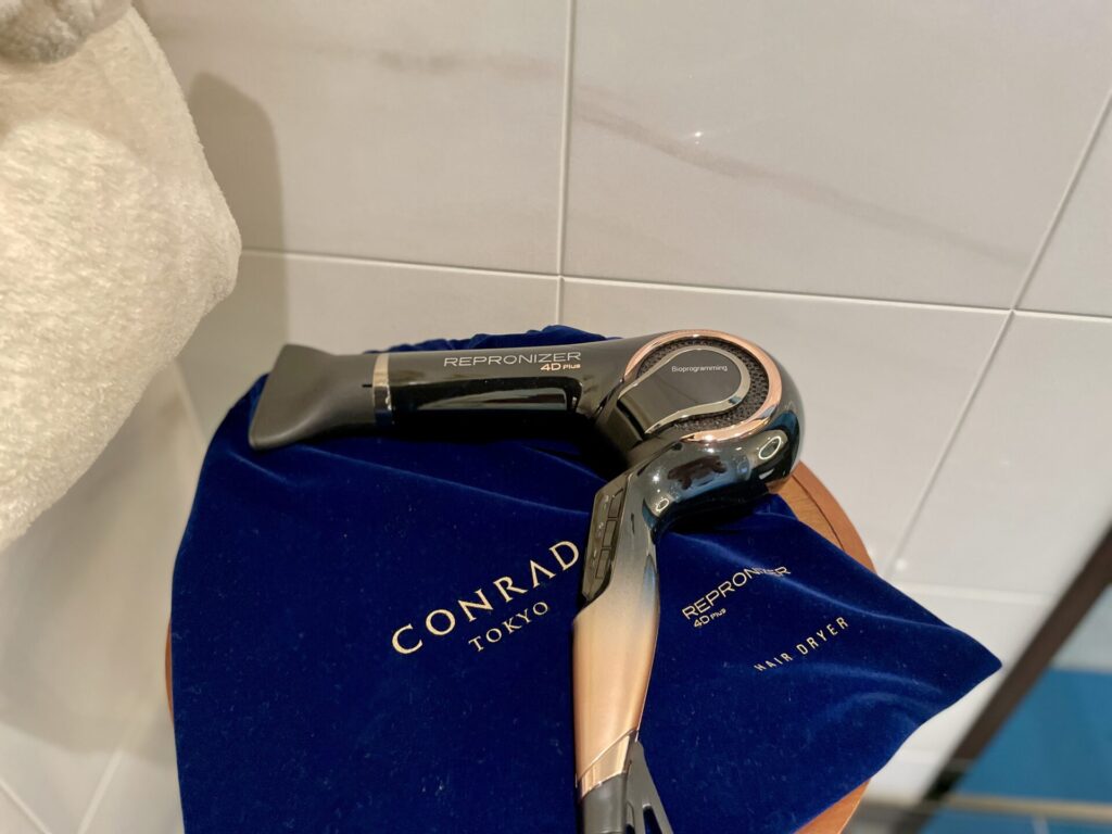 コンラッド東京 スイート ドライヤーはレプロナイザー