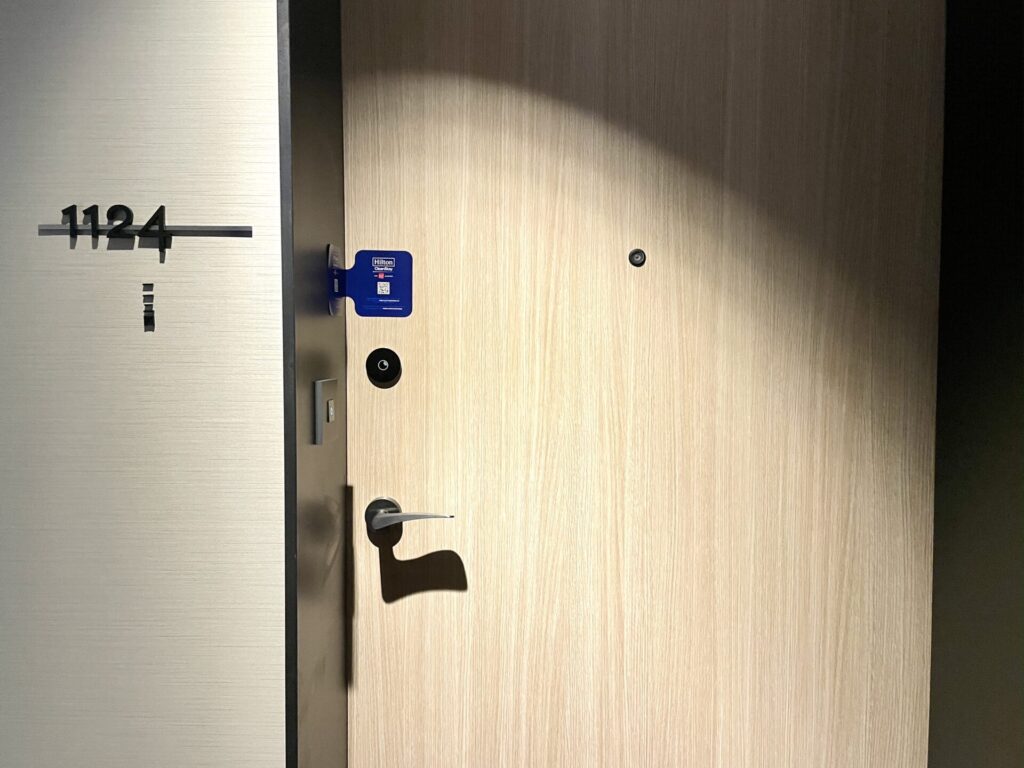 ヒルトン長崎 エグゼクティブデラックス 扉