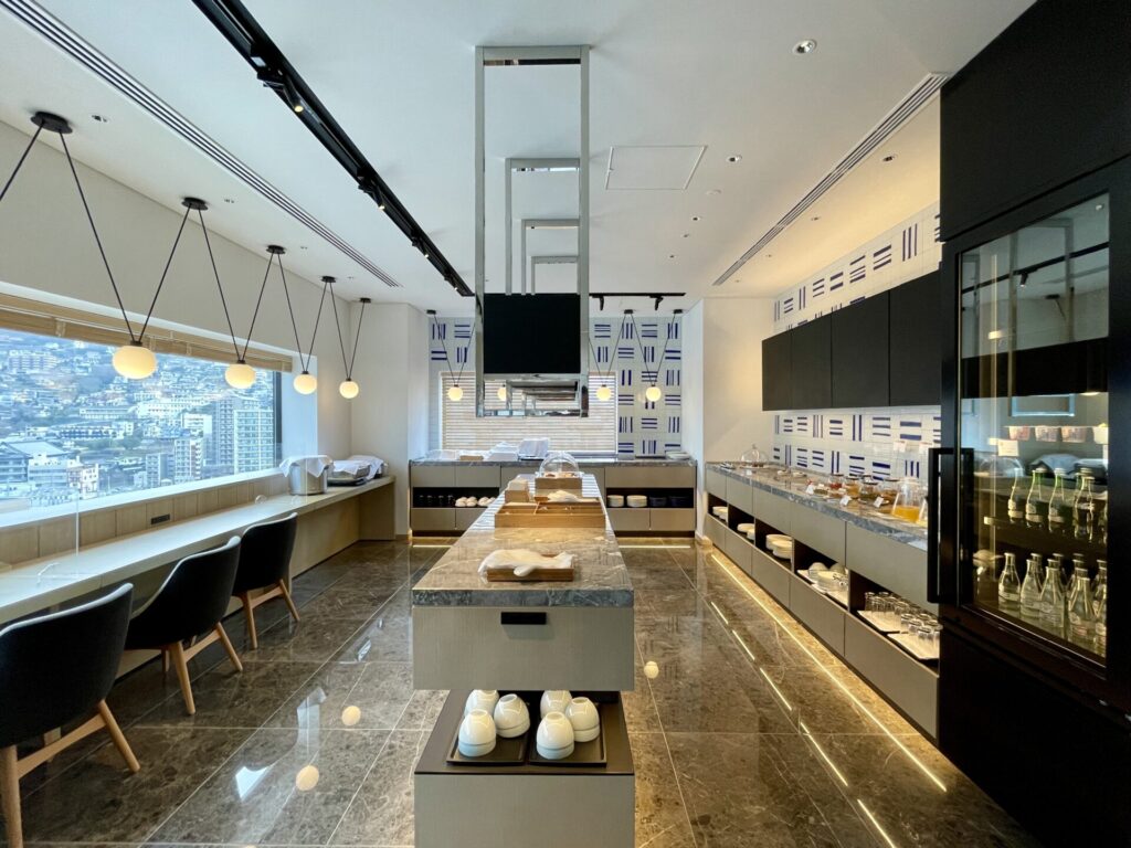 ヒルトン長崎 エグゼクティブラウンジ ブッフェ台