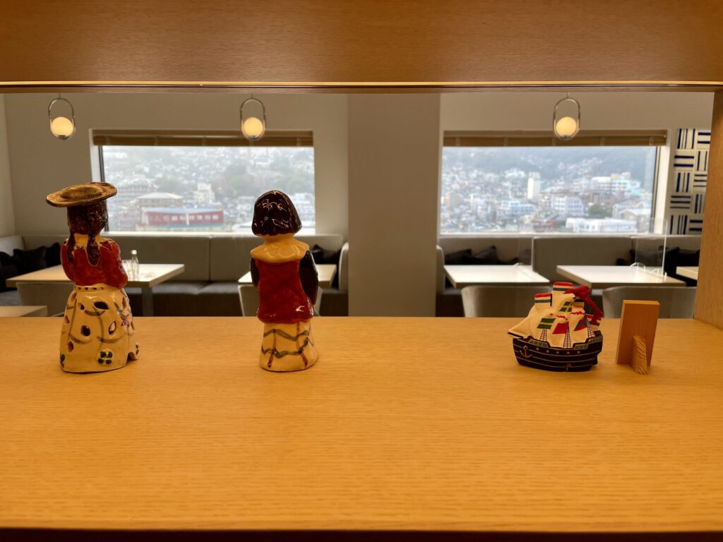 ヒルトン長崎 エグゼクティブラウンジ 長崎くんちを後ろから
