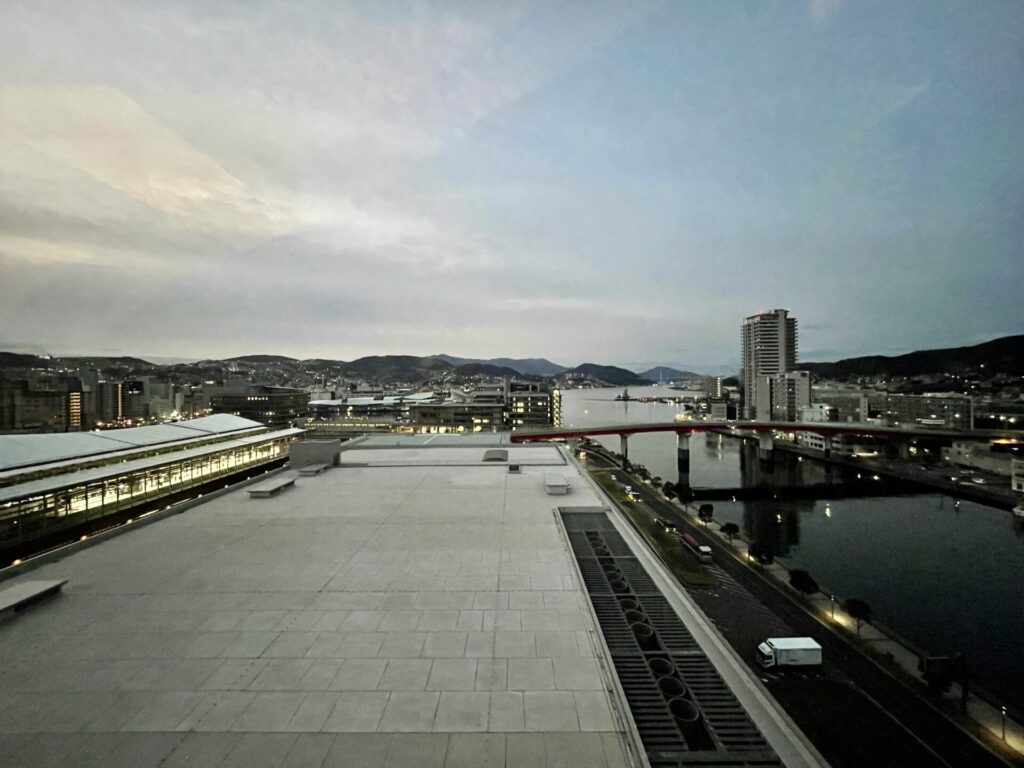 ヒルトン長崎 エグゼクティブルームからの朝焼け