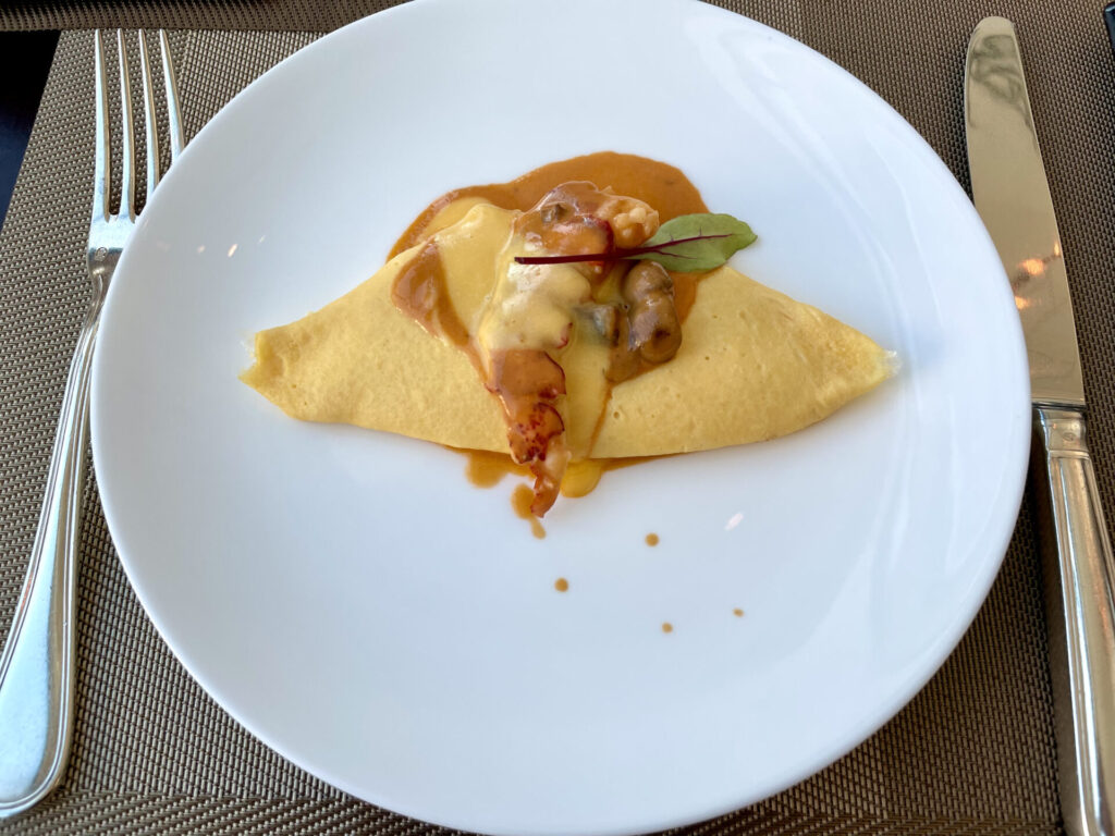 コンラッド東京 朝食 ロブスターオムレツ