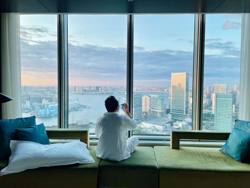 「コンラッド東京」客室からの朝の眺望