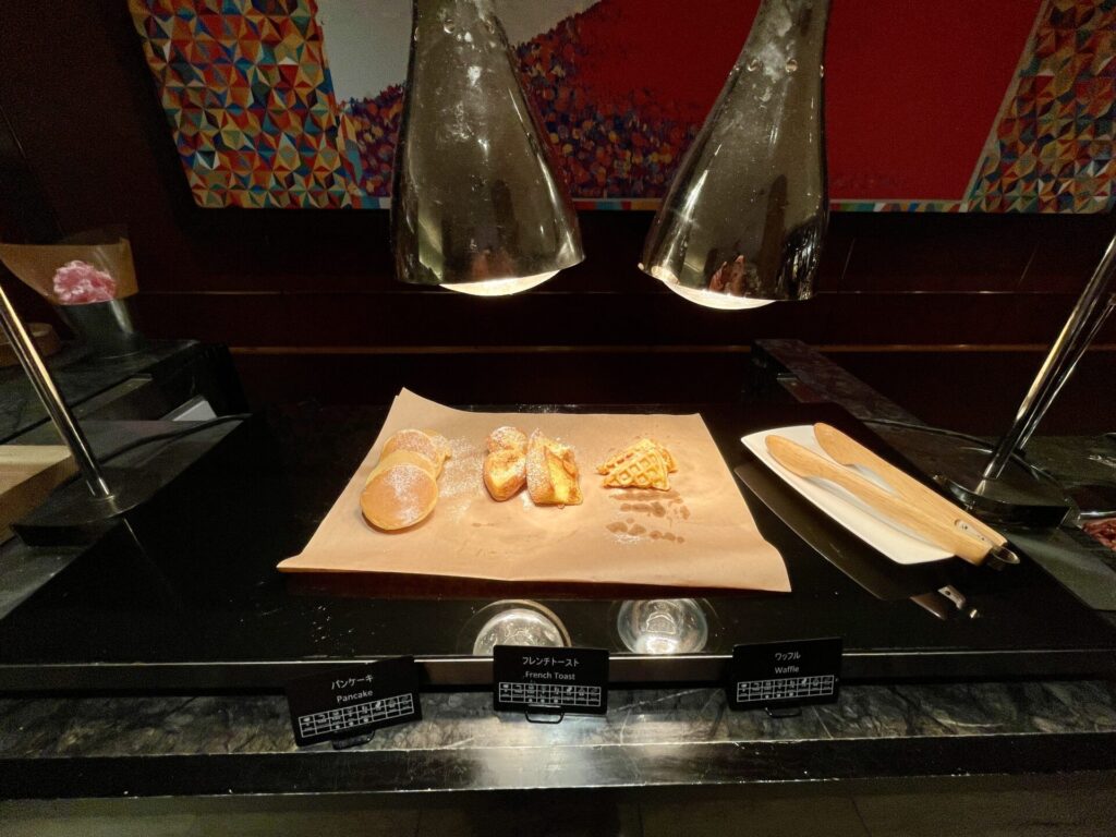 ヒルトン東京 朝食ブッフェ パンケーキ フレンチトースト ワッフル