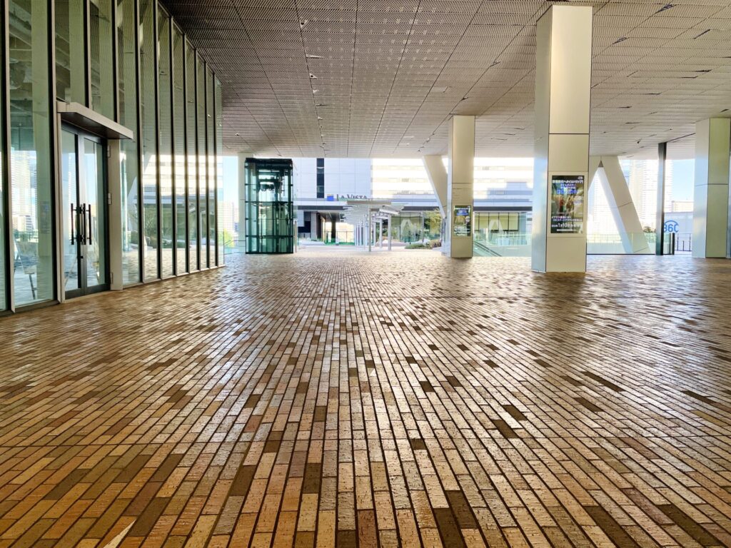 ラビスタ東京ベイ 市場前からの様子