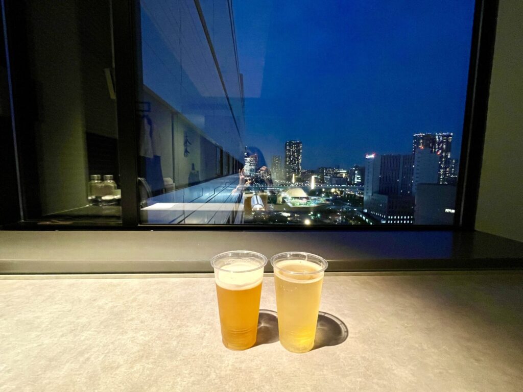 ラビスタ東京ベイ クラブラウンジのビールとハイボールを持ち帰る