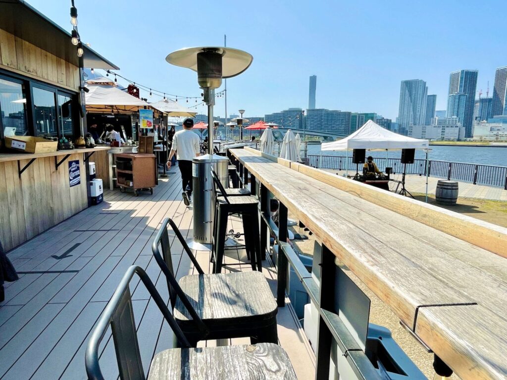 「CITABRIA BAYPARK grill & bar」外観