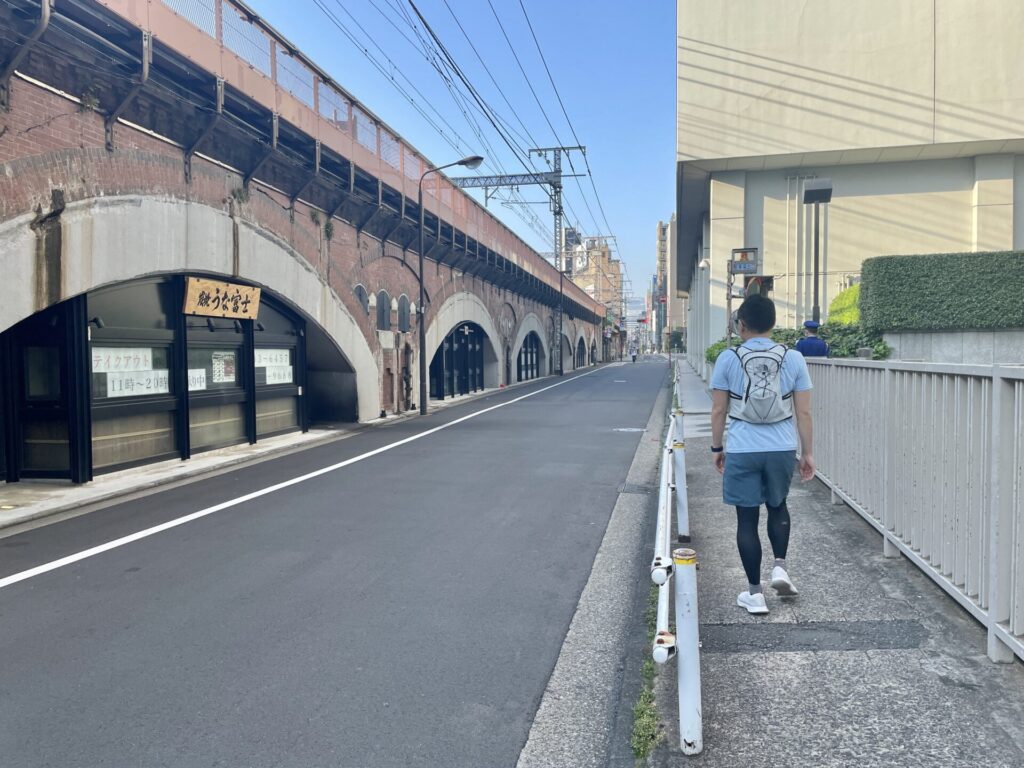 山手線徒歩で一周 帝国ホテル裏