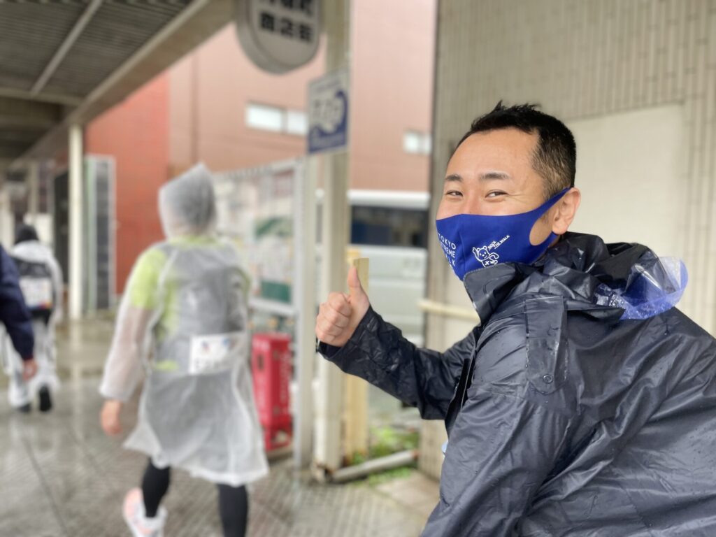 「東京エクストリームウォーク100」出発直後の様子