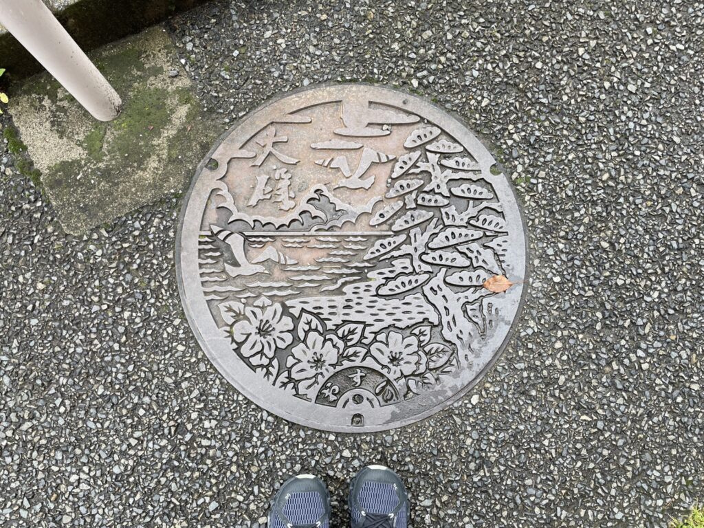 「東京エクストリームウォーク100」大磯のマンホール