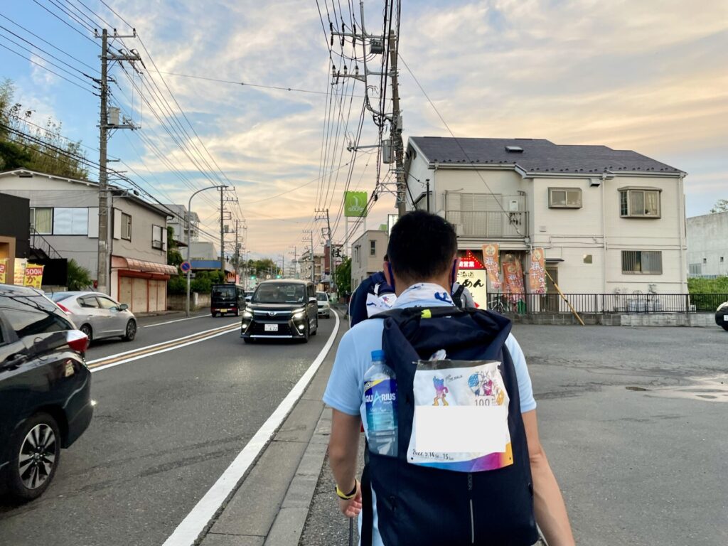 「東京エクストリームウォーク100」夕焼け空の様子