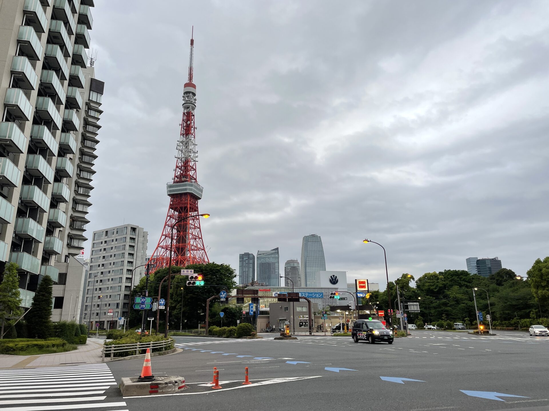 「東京エクストリームウォーク100」東京タワーを通過
