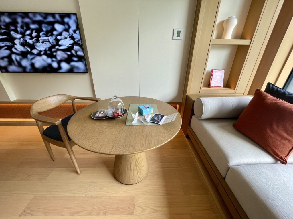 ロク京都 プレミアデラックス テーブル