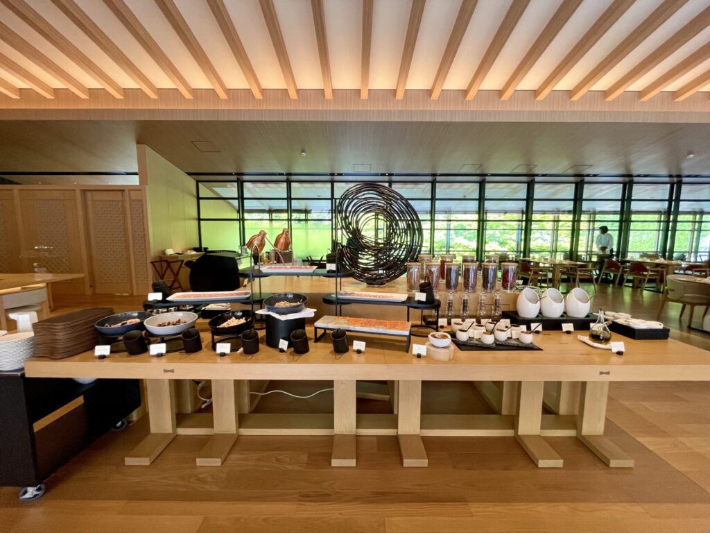 ロク京都 朝食 ブッフェ台