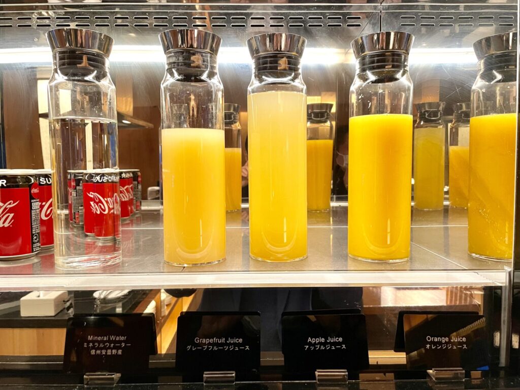 コンラッド東京 エグゼクティブラウンジ ソフトドリンク